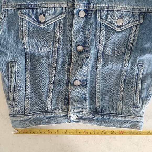 Vintage Gap cropped bracelet sleeve 100% cotton blue denim jean jacket Medium - Picture 10 of 16